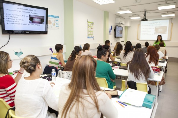 Asignatura del módulo de Formación Profesional para la titulación de Técnico Superior en Higiene Bucodental.